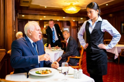 The Unlikely Confrontation: How a Servant Challenged the Ruthless Billionaire and Changed the Narrative