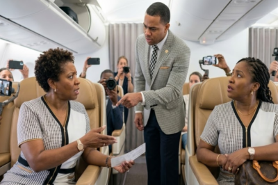 Two Black Billionaire Nurses Kicked Off VIP Seat — 20 Minutes Later, He Fires His Flight Crew